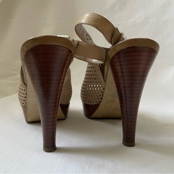 Marc Fisher slingback heels - Picture 2 of 3